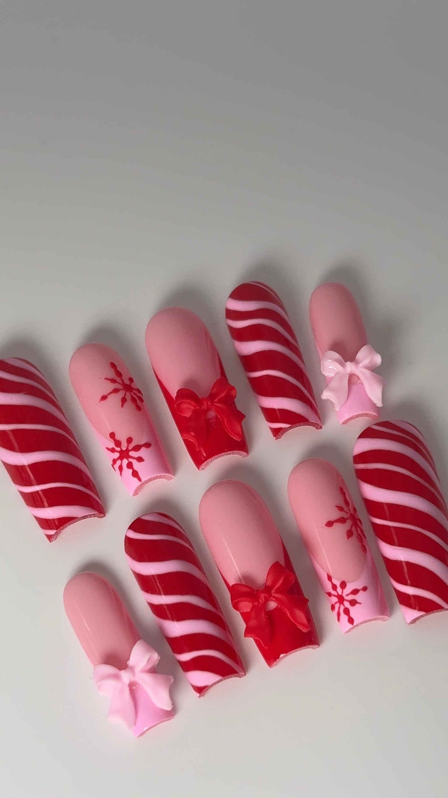 Candy Cane Crush Press Ons