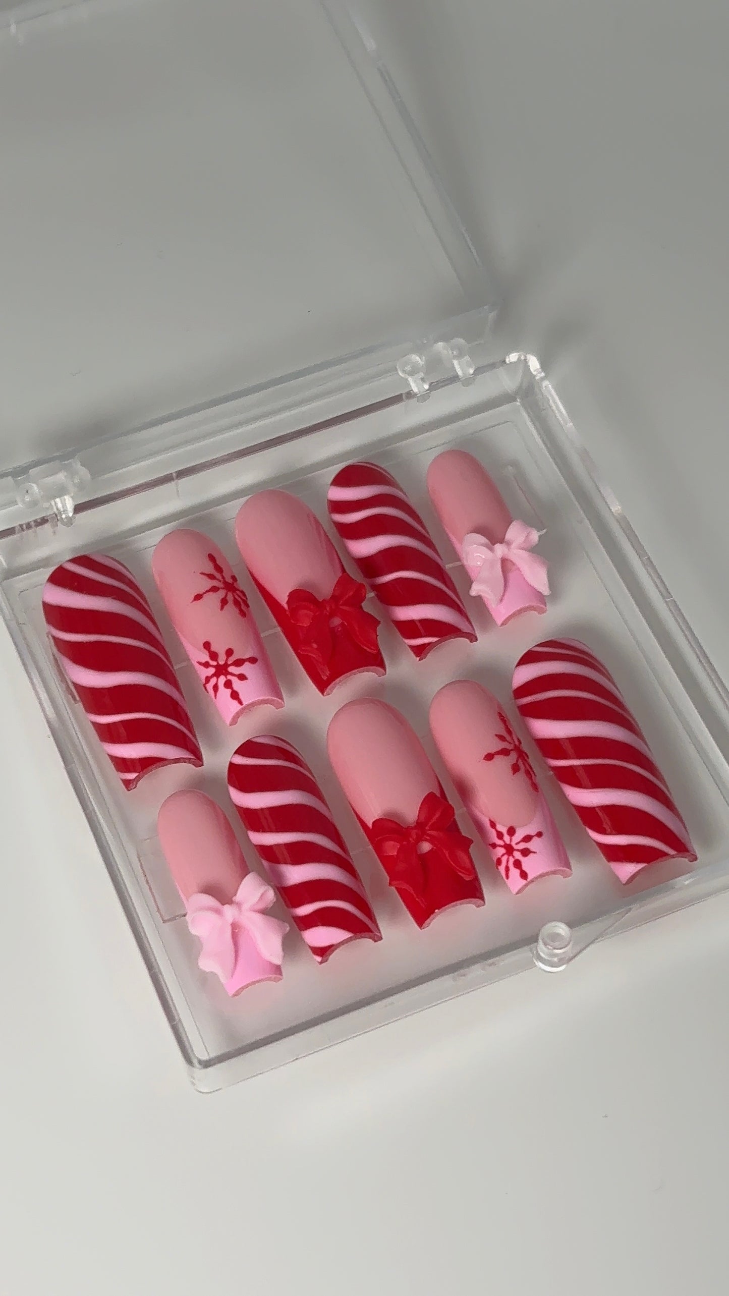 Candy Cane Crush Press Ons